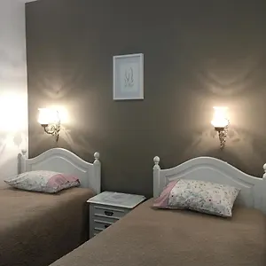 Casa Do Til Bed and breakfast