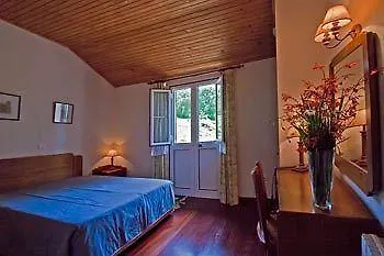 Quinta Das Colmeias Guest House Santo Antonio da Serra Hotel