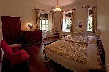 Quinta Das Colmeias Guest House Santo Antonio da Serra 0*,  Portugal